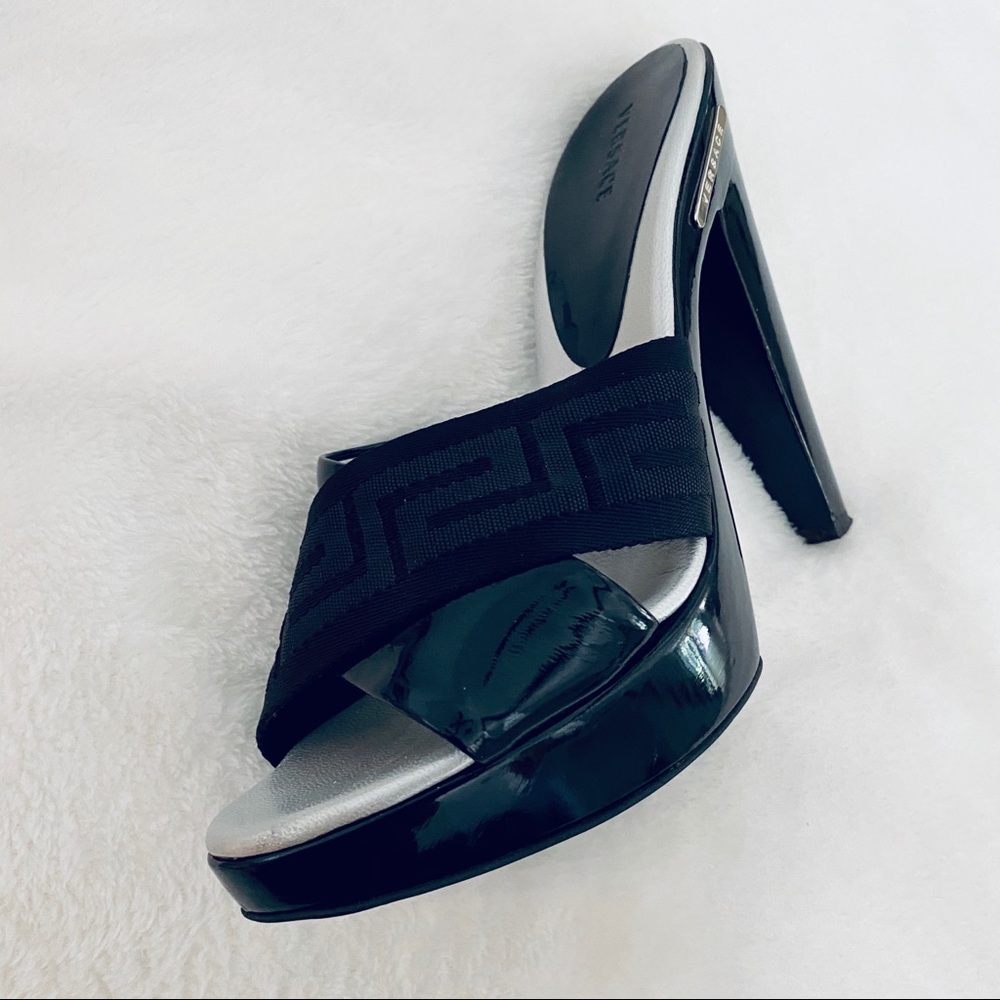 VERSACE shoes